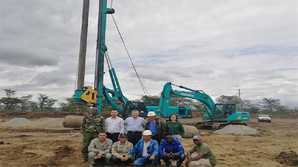 山河智能入巖神器在東非肯尼亞獲贊，人好設備好