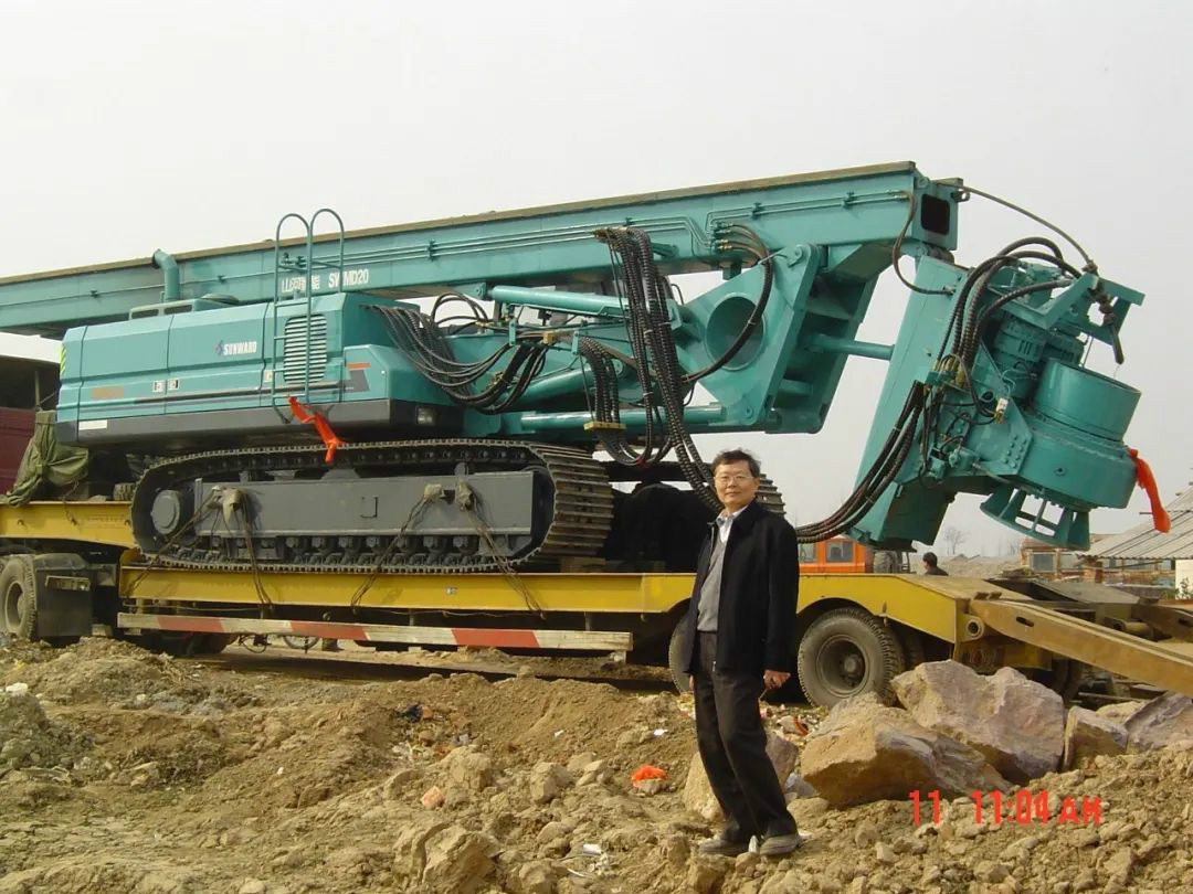 以先導式創(chuàng  )新實(shí)現旋挖鉆機彎道超車(chē)