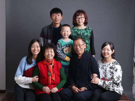 鐘情山河十一年，成就美女老板致富之路