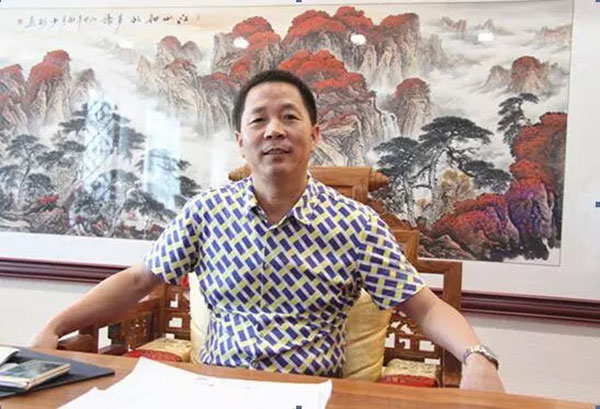 一路相隨，山河智能伴他功成名就