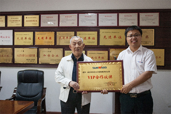 創(chuàng  )富故事：合作十一年，贊嘆山河產(chǎn)品經(jīng)久耐用