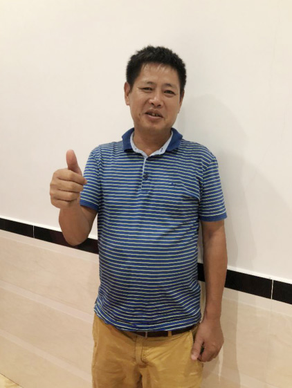 山河智能SWE 215E挖掘機是他的左膀右臂！