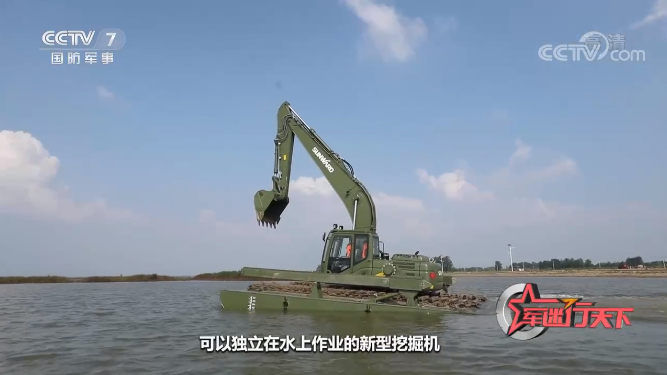 水陸兩用挖掘機亮相央視！山河智能應急救援“猛將”出戰
