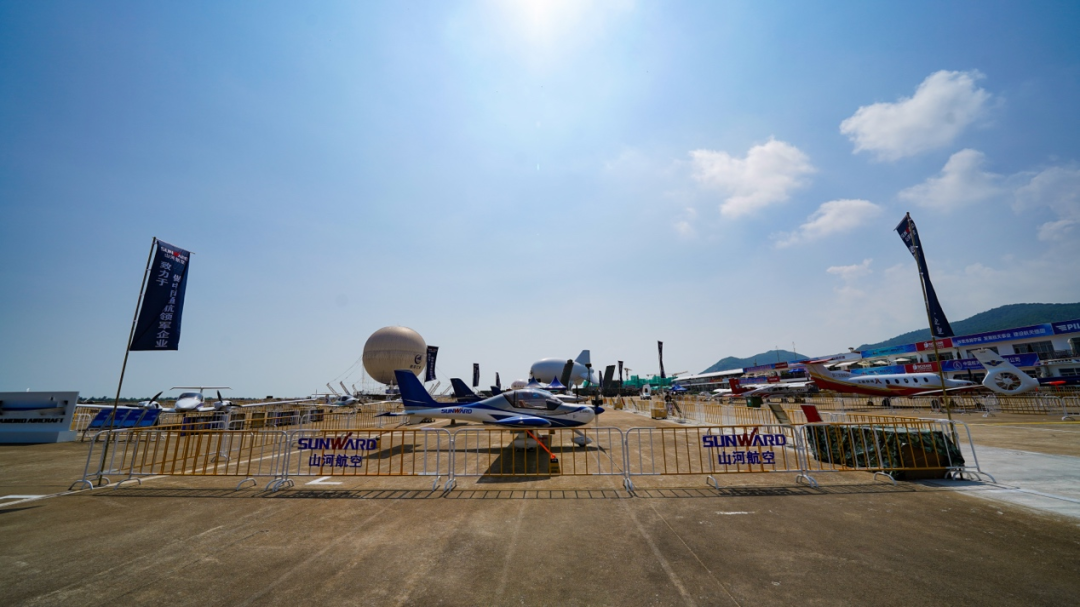 新機、飛行表演…2021中國航展山河航空秀給你看