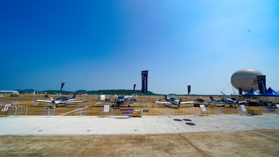新機、飛行表演…2021中國航展山河航空秀給你看