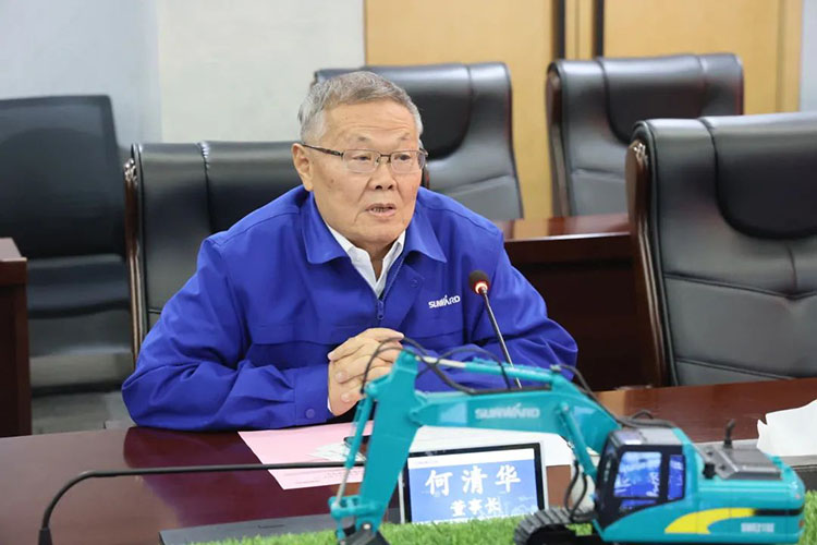 中國上市公司協(xié)會(huì )黨委委員、副秘書(shū)長(cháng)劉翠蘭一行調研山河智能