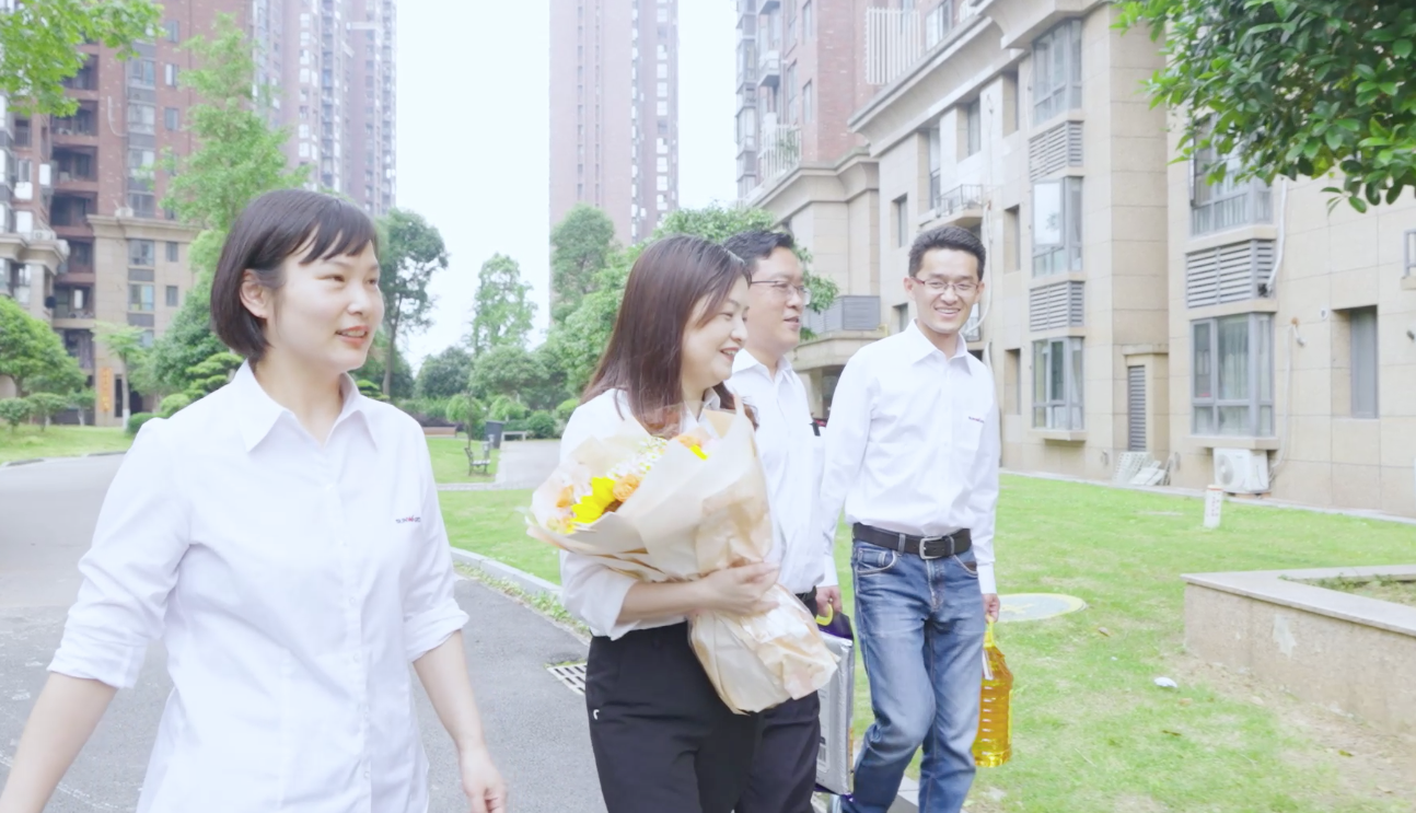 在母親節，向你們身后的媽媽送去“山河家園”的溫暖