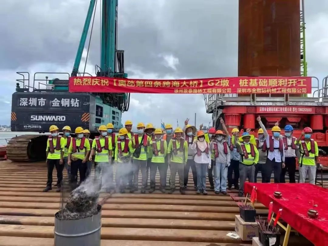 乘風(fēng)破浪的旋挖鉆機！山河智能助建澳氹第四跨海大橋