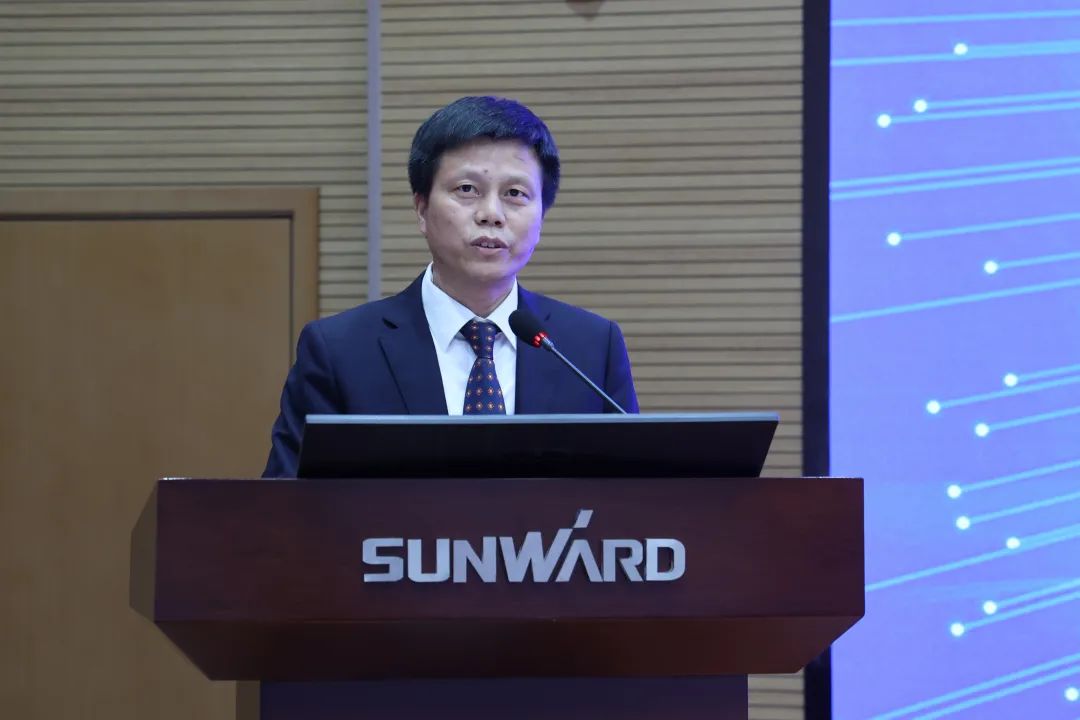 創(chuàng  )新引領(lǐng)，智造未來(lái)！“2022院士專(zhuān)家長(cháng)沙行”高端裝備高質(zhì)量發(fā)展研討會(huì )隆重舉行