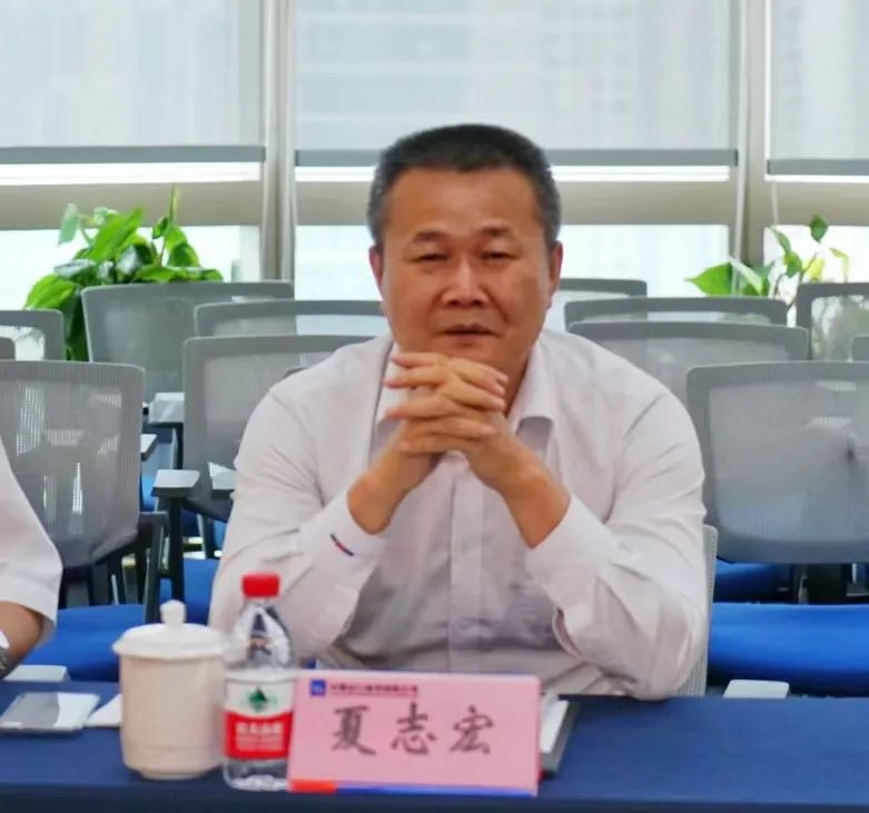 山河智能總經(jīng)理夏志宏帶隊赴中國信保湖南分公司拜訪(fǎng)交流
