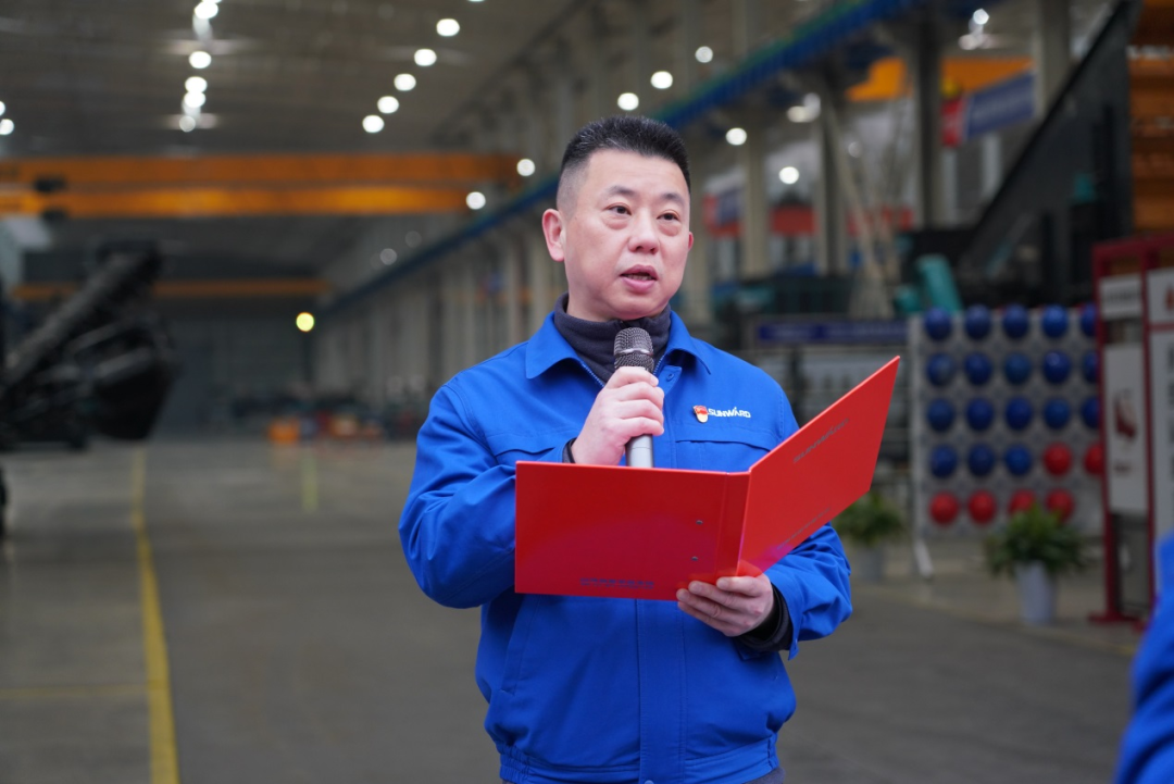 “持證上崗，成為破碎篩分設備的好管家！”
