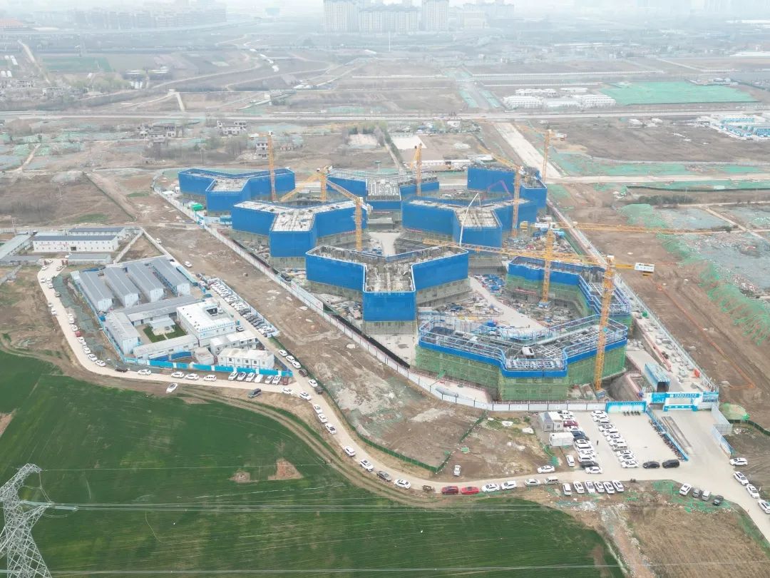 興盛西北！山河江麓建筑起重機械助建西安都市經(jīng)濟圈