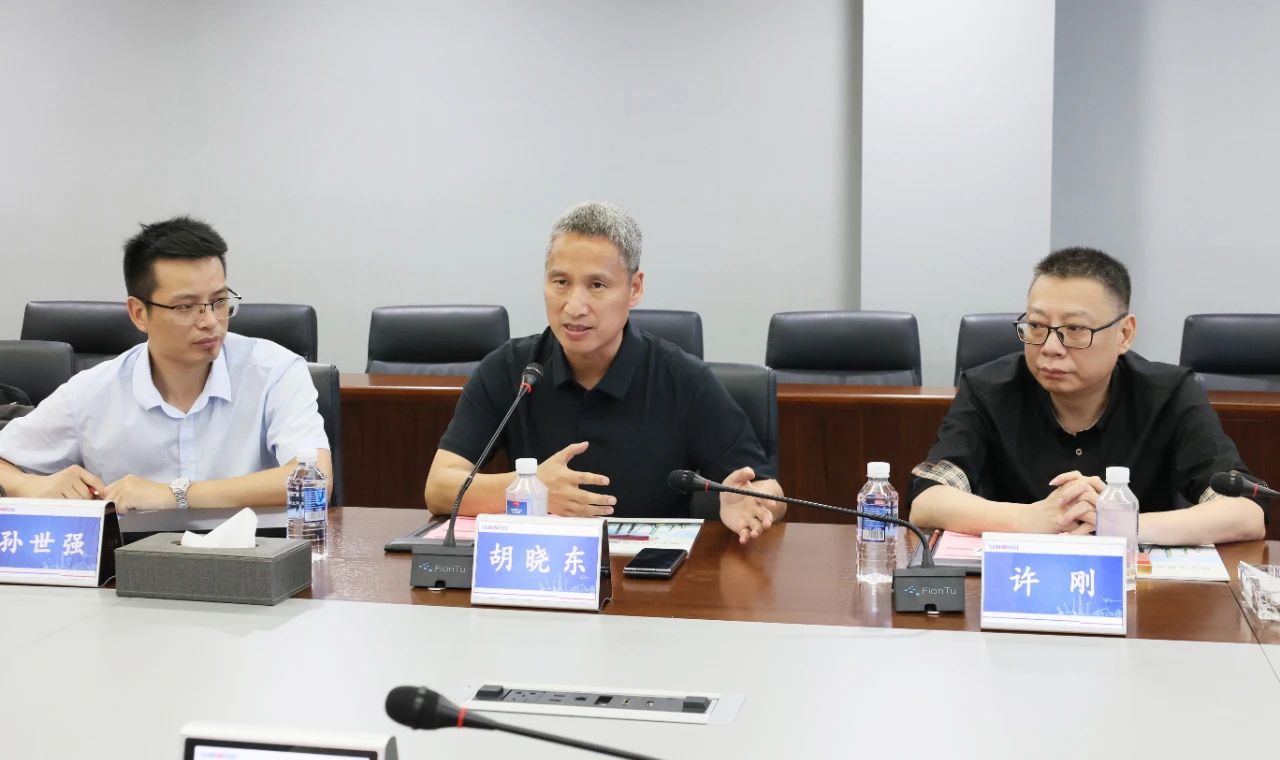 永青科技集團董事長(cháng)胡曉東帶隊到訪(fǎng)山河智能