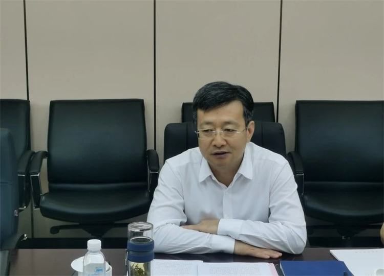 深化合作、共創(chuàng  )輝煌！何清華帶隊拜訪(fǎng)中土集團