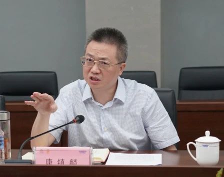 長(cháng)沙市人民政府副市長(cháng)、市工商聯(lián)主席康鎮麟調研山河智能