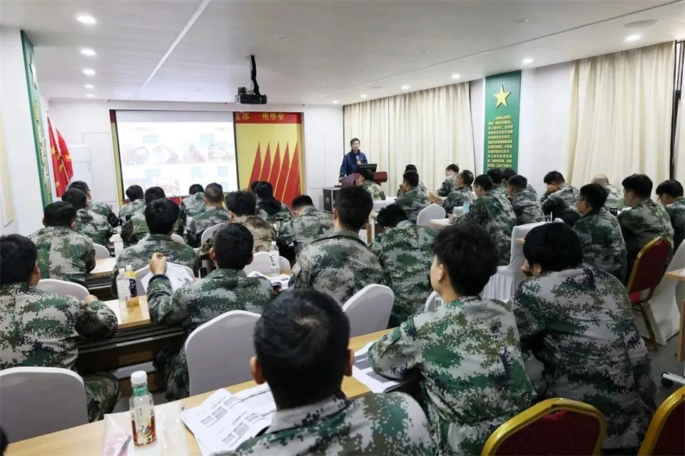 新春第一課，開(kāi)啟新征程！山河智能2024年營(yíng)銷(xiāo)春季培訓成功舉行