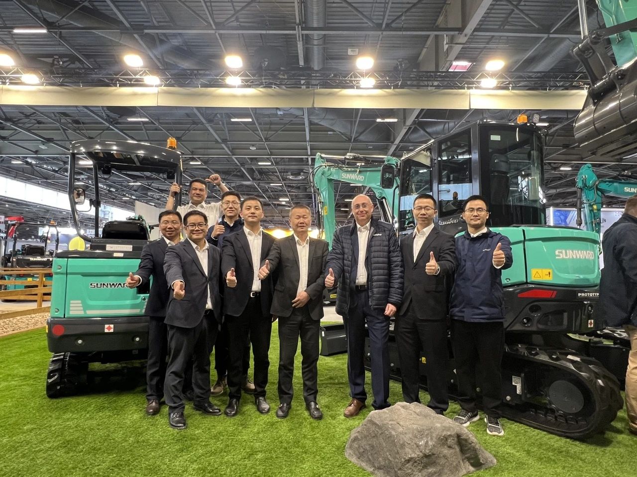 贏(yíng)戰INTERMAT 2024！山河智能土方機械深耕全球高端市場(chǎng)