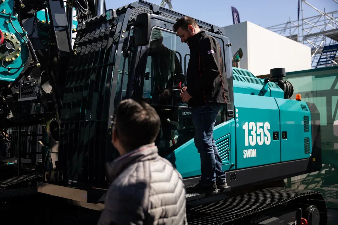 Bauma 2025 | 高端定制！山河智能Pro系列旋挖鉆機燃爆全場(chǎng)